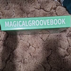 Magical Groove Book in Green